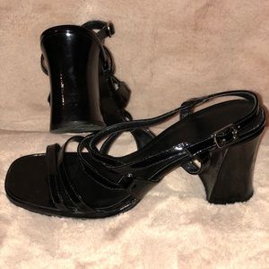 Patent Leather chunky High Heel sandal